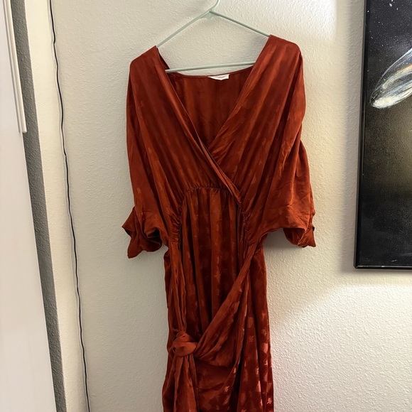 Callahan Knitwear Revolve Elegant Sami Rust Wrap Dress Size Small - Picture 2 of 9